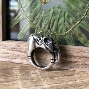 • Buy 1, get 1 FREE •✨NWOT✨ Elephant ring 🐘